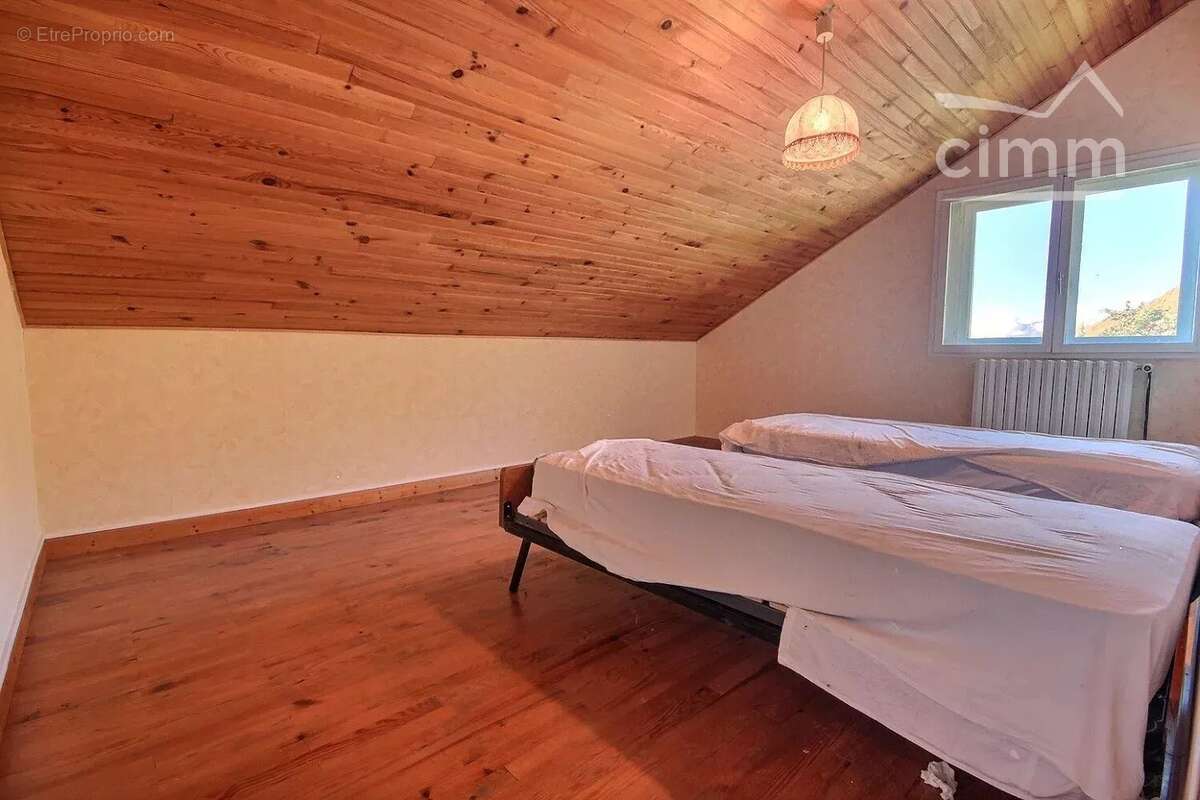 Maison à LES ADRETS