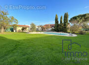 Maison à MONTROND-LES-BAINS