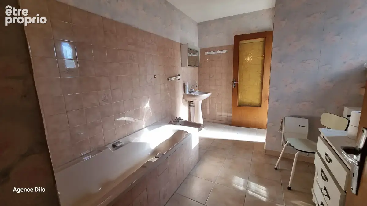 Maison de campagne : 2 appartements avec jardin - photo 7