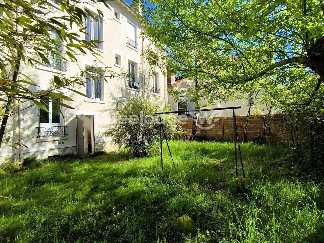 Appartement à MAISONS-LAFFITTE