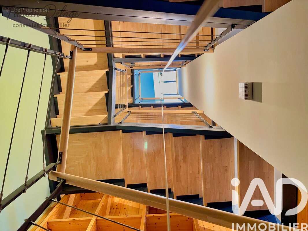 Photo 6 - Maison à SAINT-GENIS-POUILLY