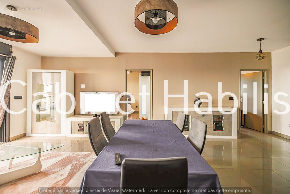 A vendre - un appartements de type t3 d'environ 71.03 m2 - sainte clotilde - 281 500 € - photo 3