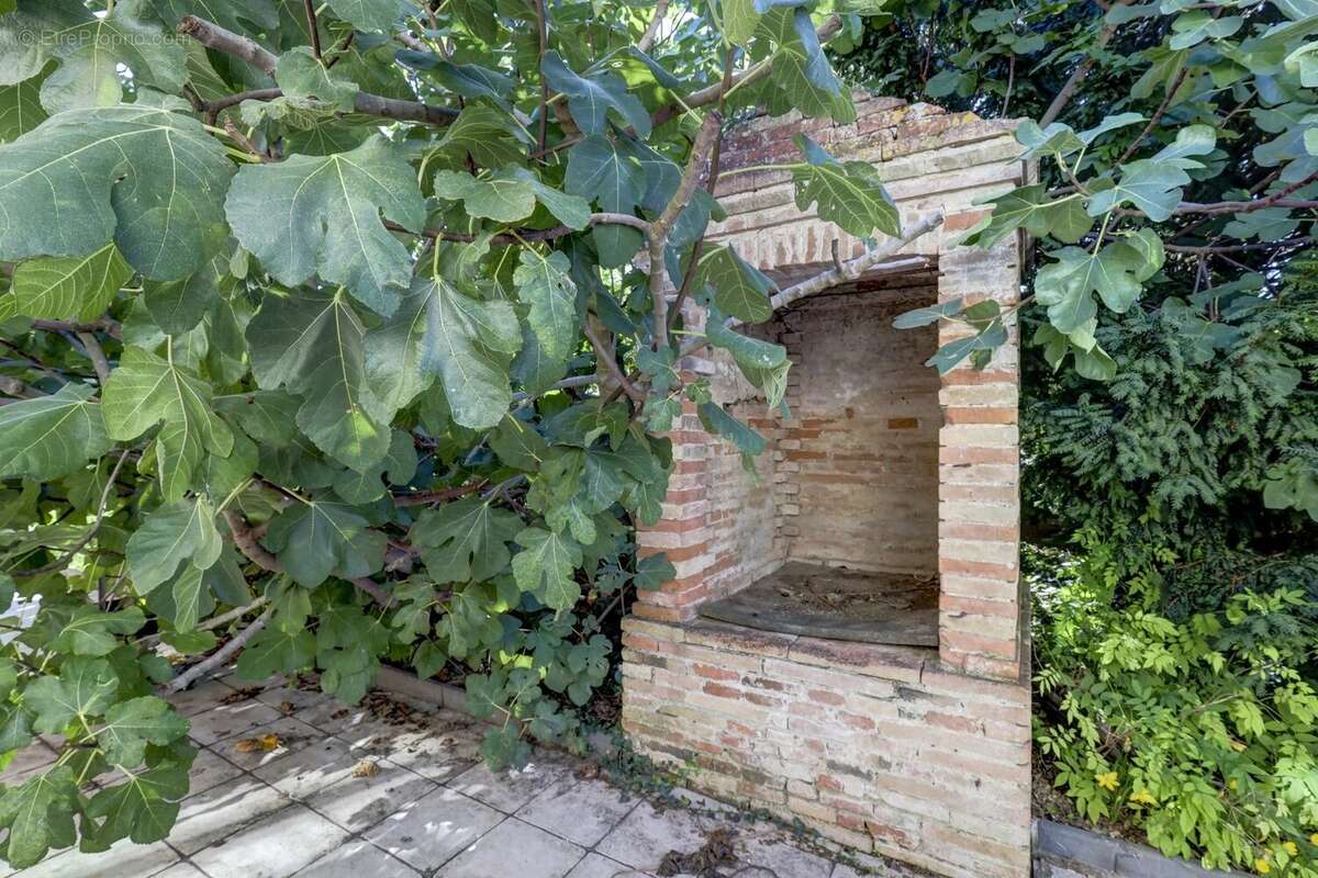 Maison à GRATENTOUR