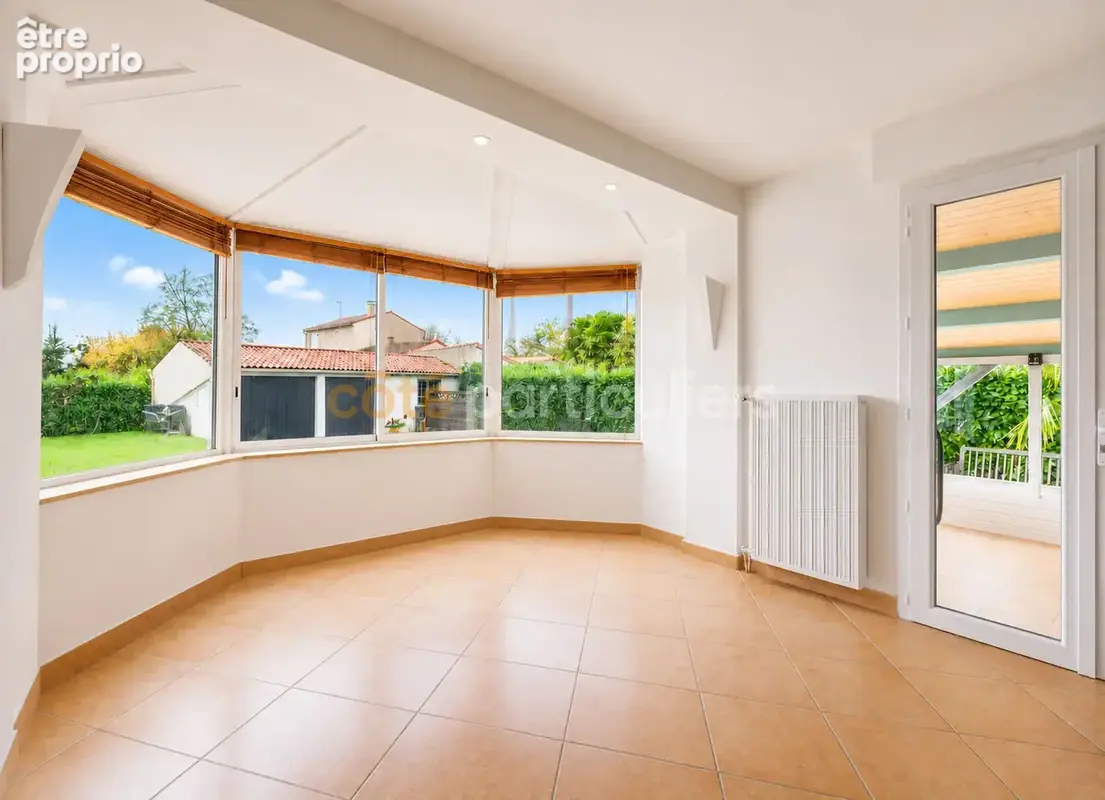 Maison familiale 160m² -- 4 chambres -- Jardin -- garage -- La Limouzinière -- Proche commodités - photo 3