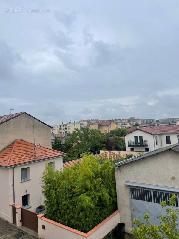 Appartement à LYON-8E