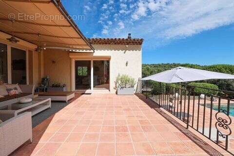 Maison à MOUGINS