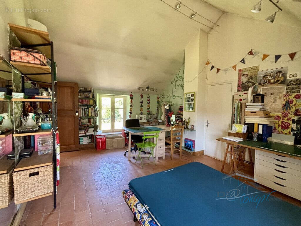 Maison à JANVILLE-SUR-JUINE