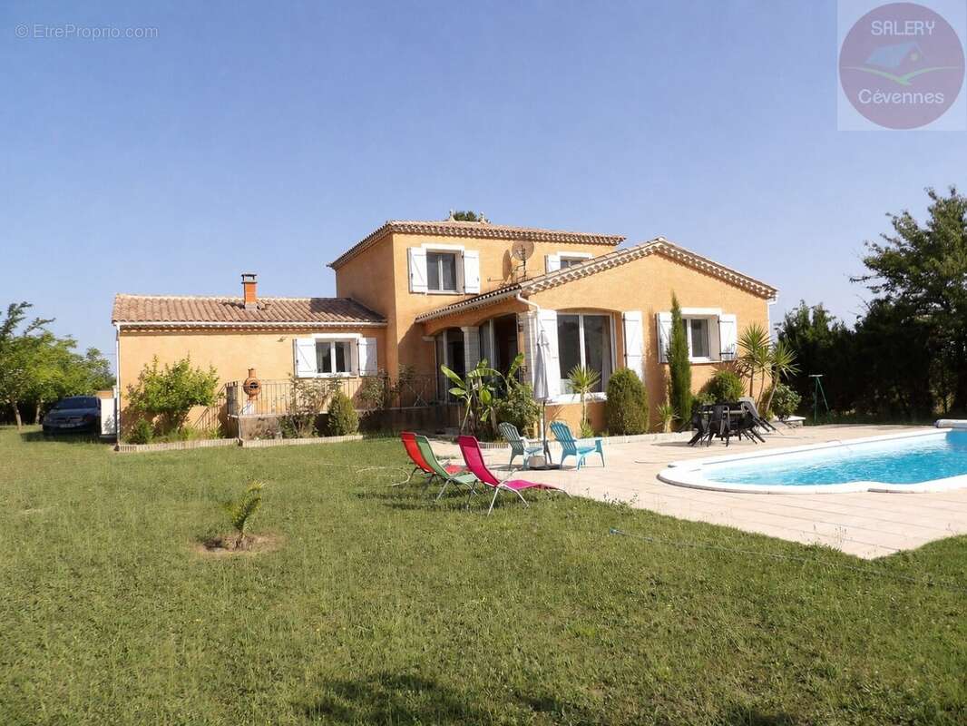Maison à LEDIGNAN