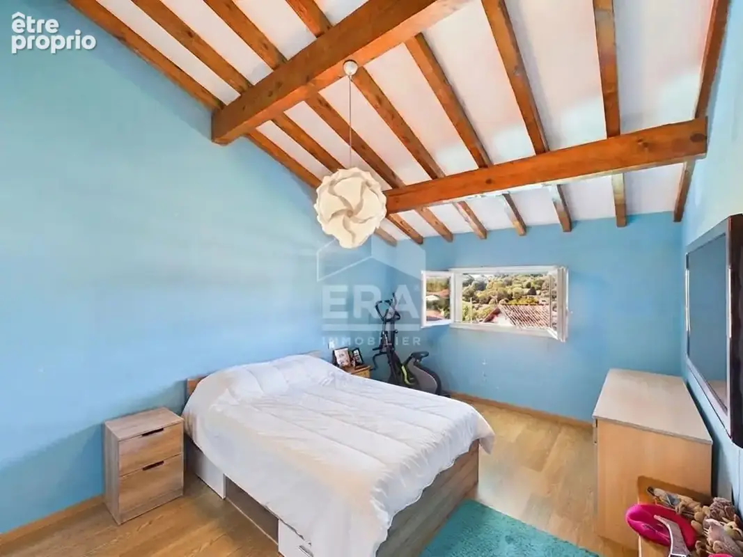 Espelette - Maison à Vendre - avec piscine au coeur d'Espelette. - photo 7