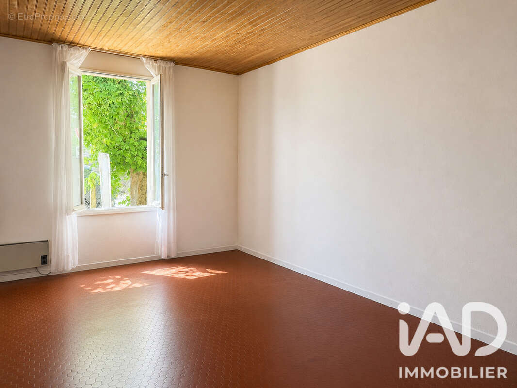 Maison 93 m² à Ares  - photo 8