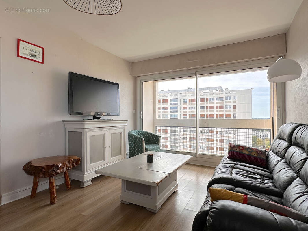 Appartement T4 de 88 m2, 3 chambres, loggia et parking - photo 4