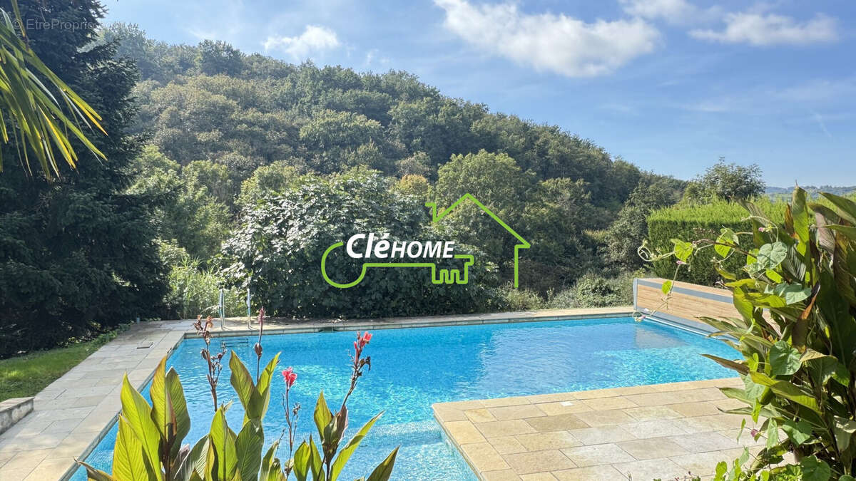 Maison à SOURCIEUX-LES-MINES