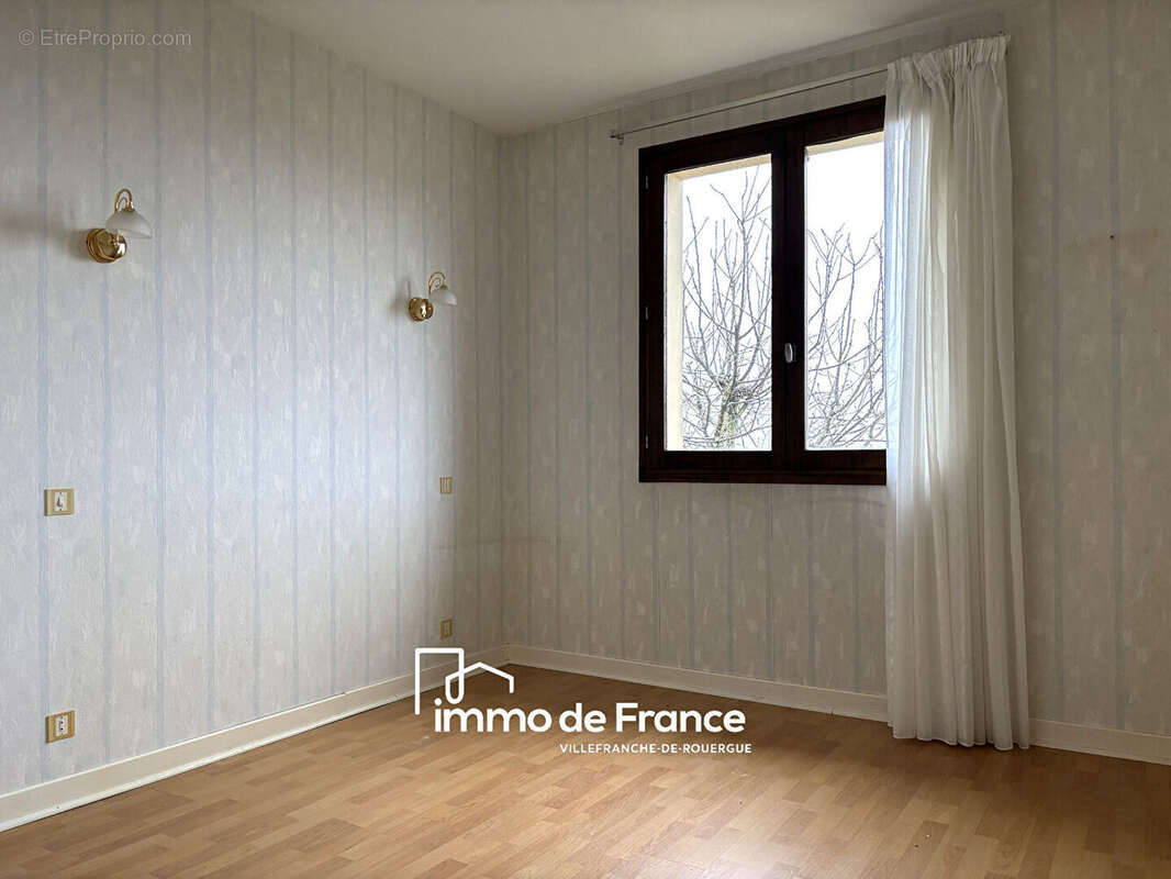 Maison à MALEVILLE