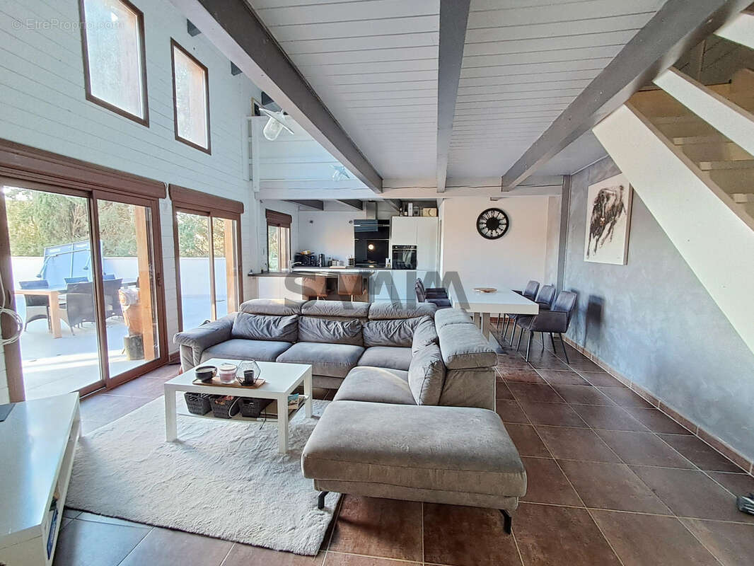 Maison à MUS