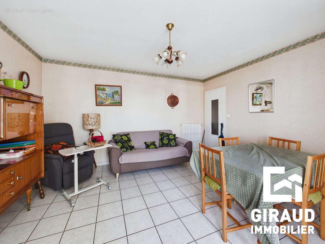 Appartement à FONTENAY-LE-COMTE