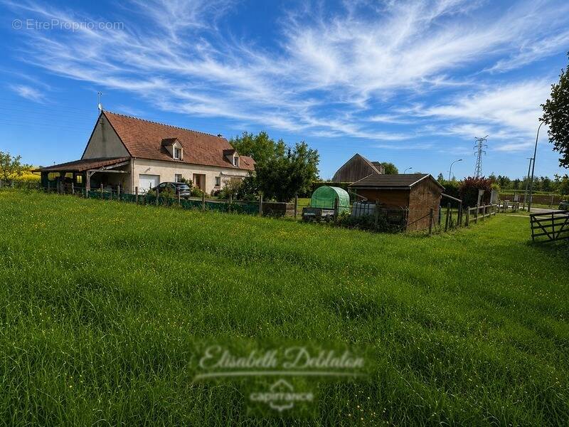 Terrain à LARBROYE