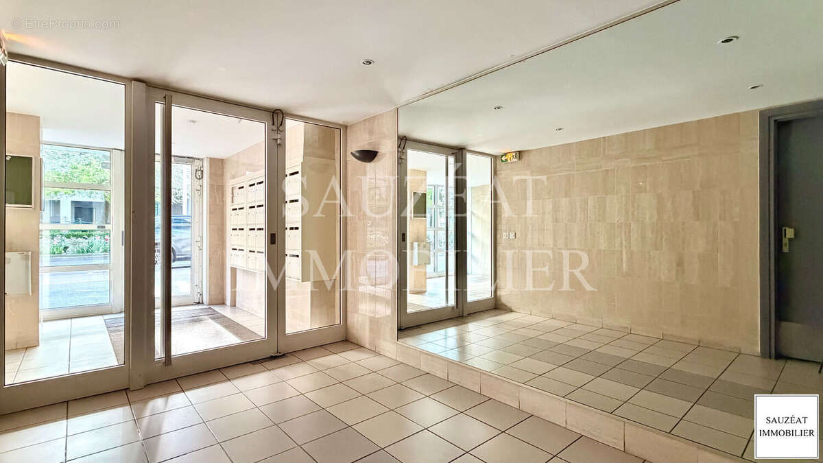 Appartement à MONTROUGE