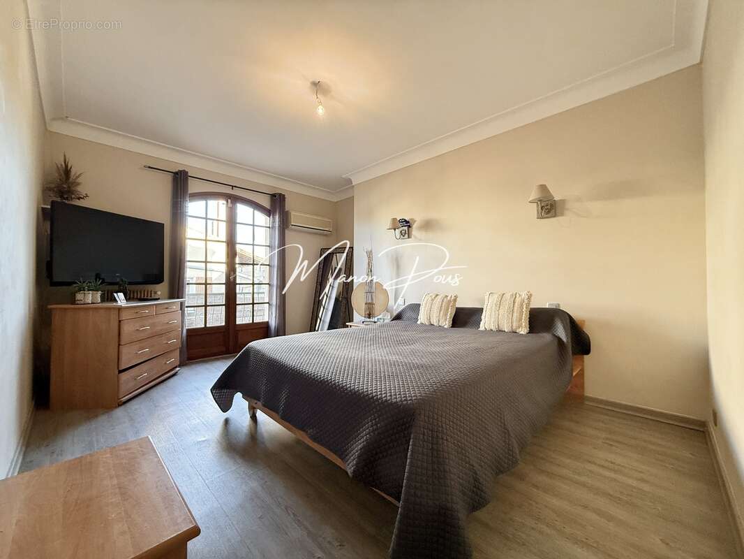 Maison à SAINT-ESTEVE