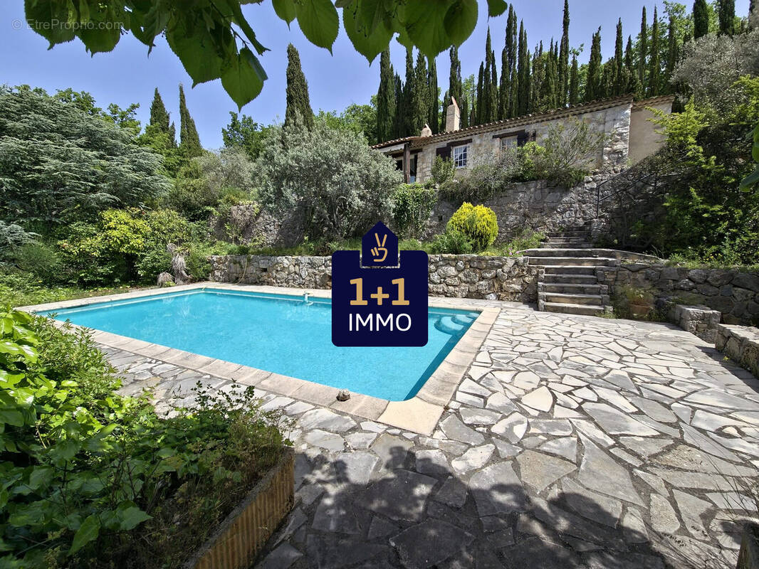 Maison à TOURRETTES