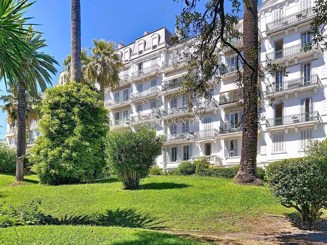 Appartement à CANNES