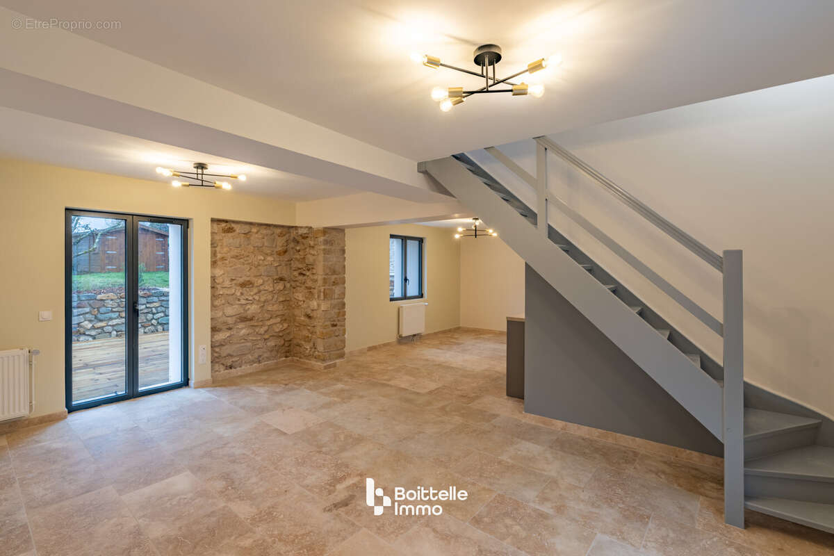 Maison 149 m² à Chailly-En-Biere  - photo 6