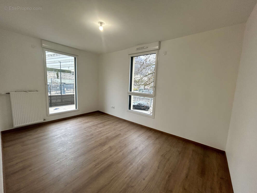 Appartement à VOIRON