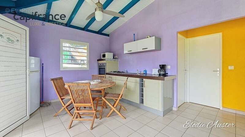 Maison à PETIT-BOURG