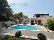 Maison à PERNES-LES-FONTAINES