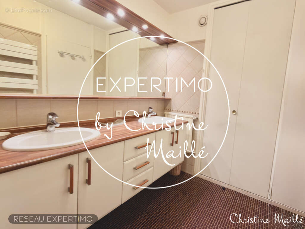 Appartement à VERSAILLES