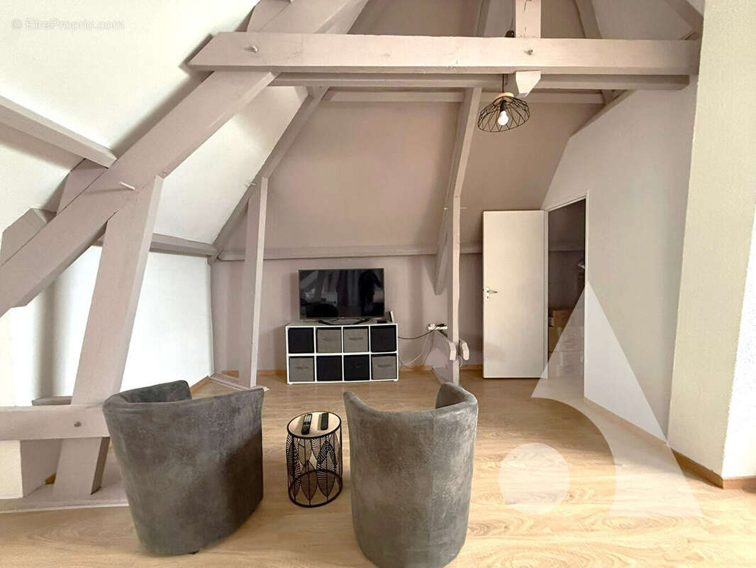 Maison à ESTREES-SAINT-DENIS