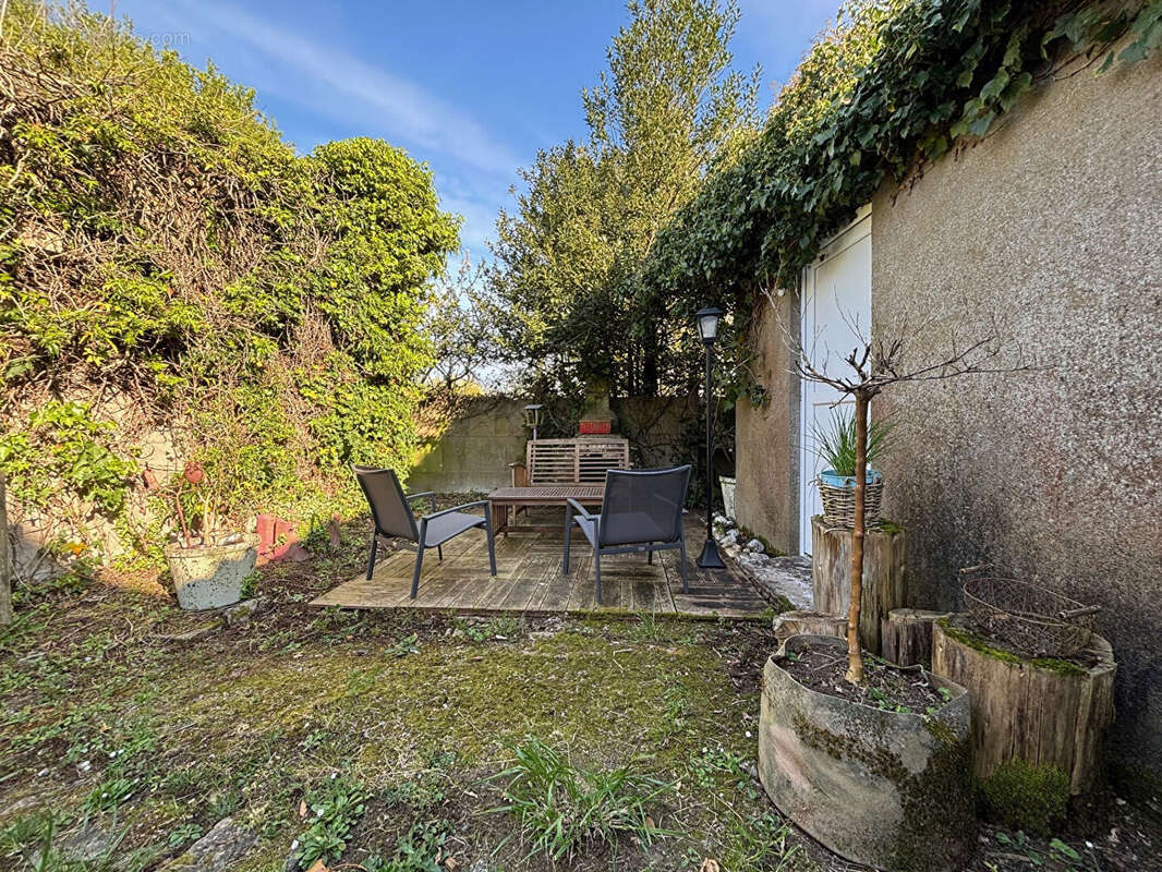 Maison à TRIGNAC