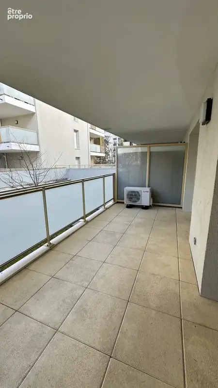 Appartement à FONTAINES-SUR-SAONE