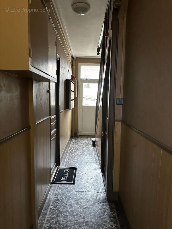 Appartement à COURBEVOIE