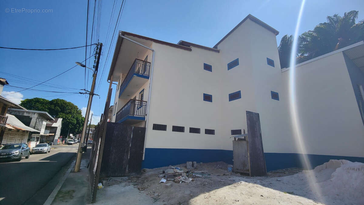 Immeuble neuf de 2 étages à vendre CAYENNE (973) - photo 7