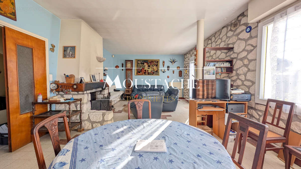 Villa balnéaire - à 250m de l' océan - - photo 4