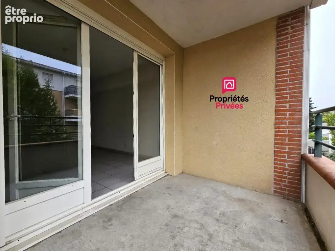 EXCLUSIVITÉ Secteur AGEN Jean Jaurès : Idéal Premier Achat ou Investissement, vaste T3 de 64 m² (DPE C) avec Grand Garage Privat - photo 7