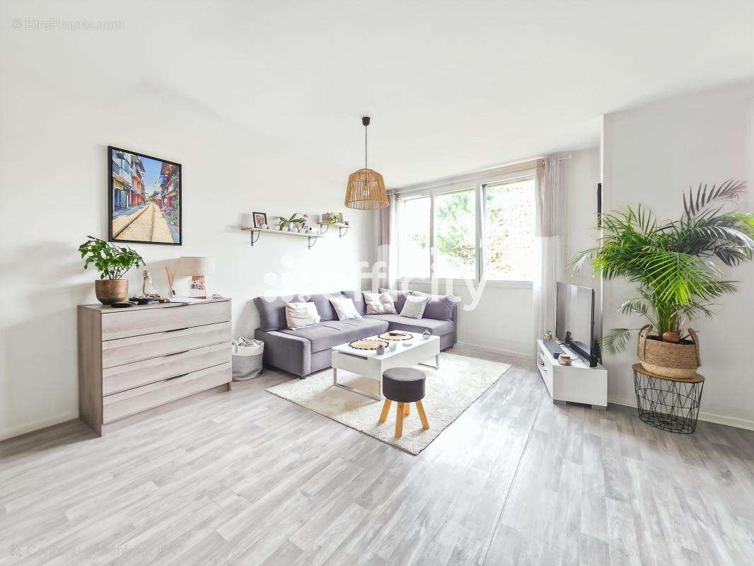 Appartement à SAINT-BRICE-SOUS-FORET
