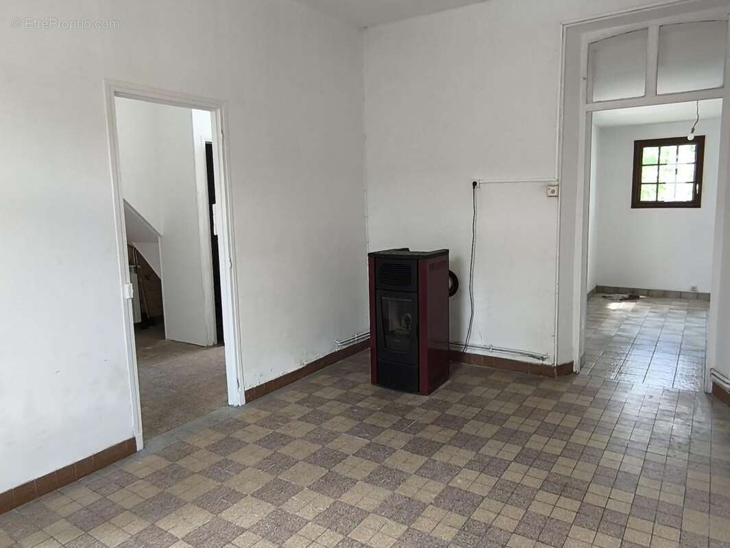 Maison à LA FERRIERE-AUX-ETANGS