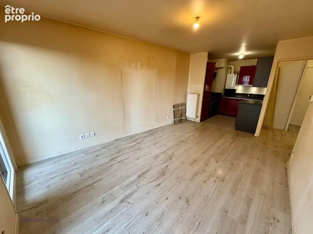 Exclusivité NOISY : T2 - Dernier étage BALCON + PARKING (métro L11) - photo 5