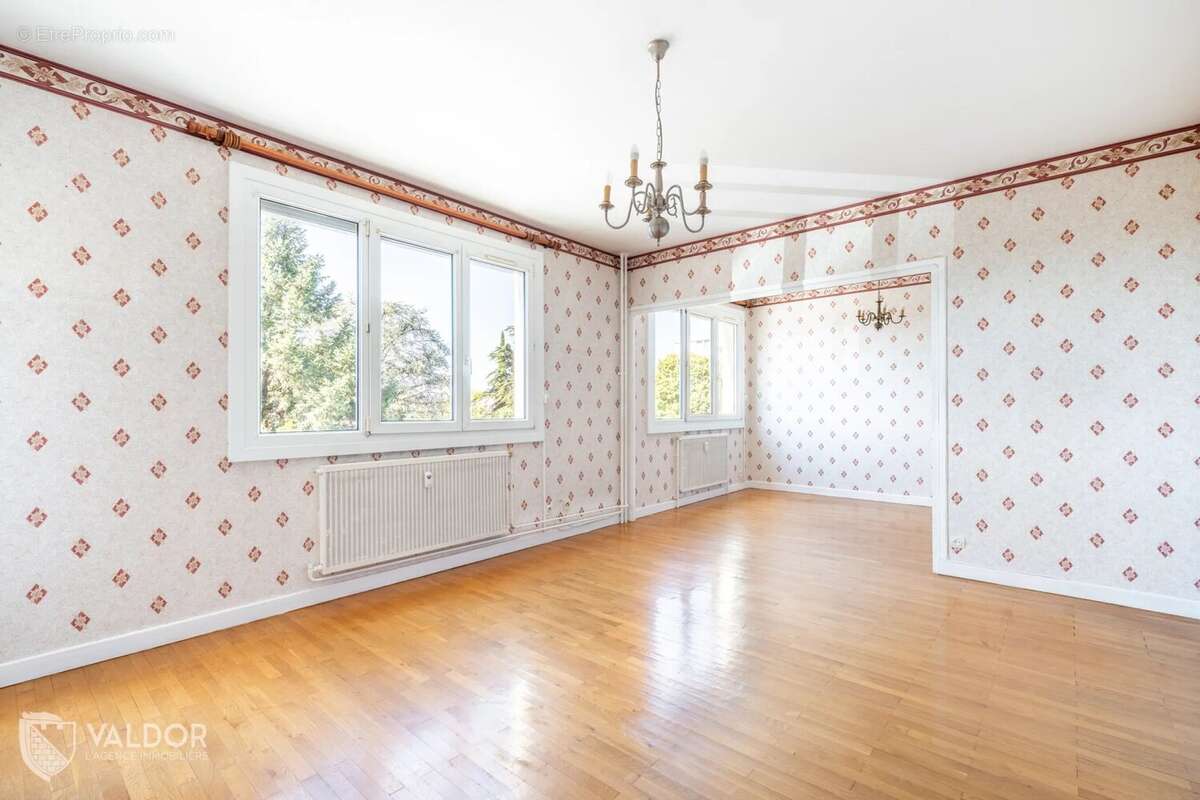 Résidence avec Parc -Appartement de type T4 - photo 4