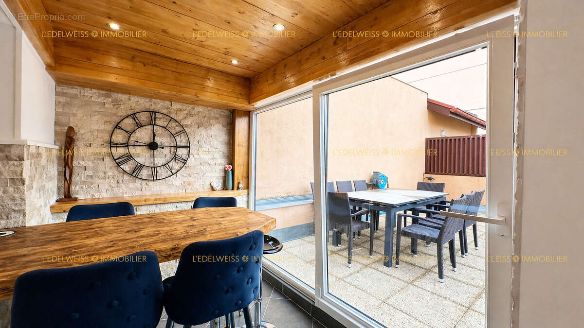 Appartement à SAINT-PIERRE-EN-FAUCIGNY