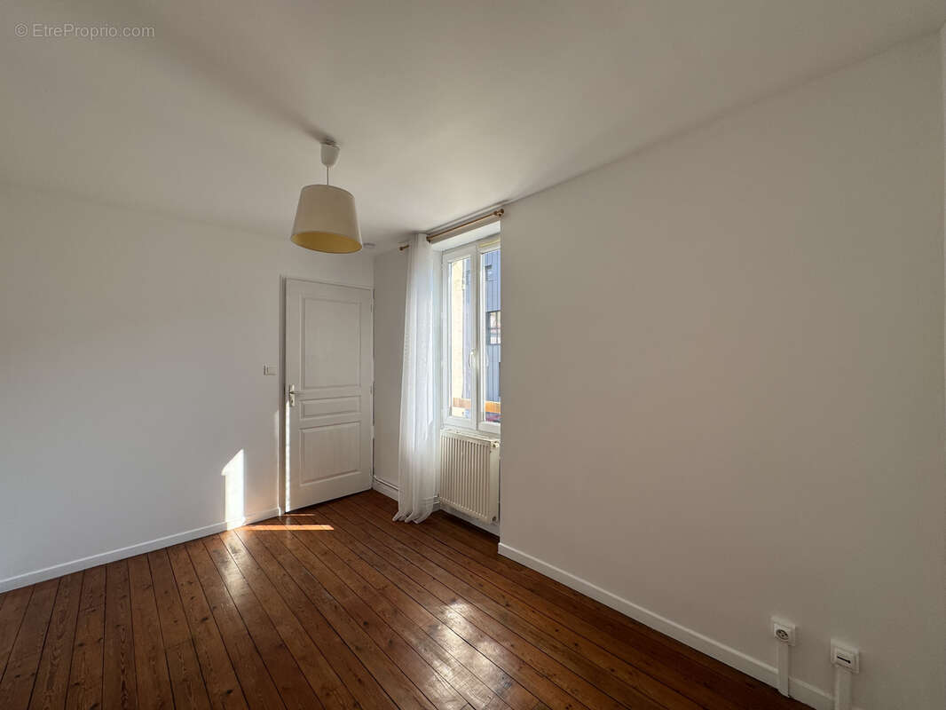 Maison à CONDRIEU