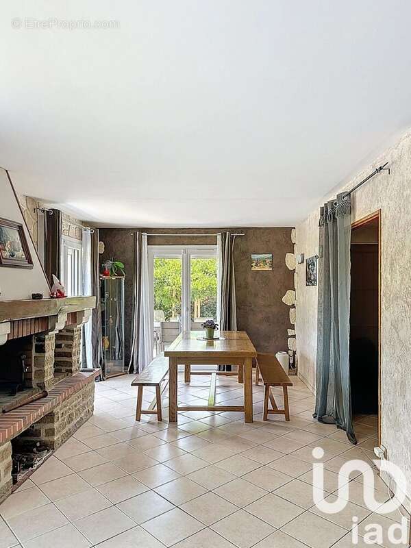 Photo 4 - Maison à GREZIEU-LA-VARENNE