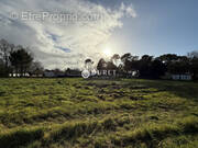 Terrain à SAINT-HILAIRE-DE-RIEZ