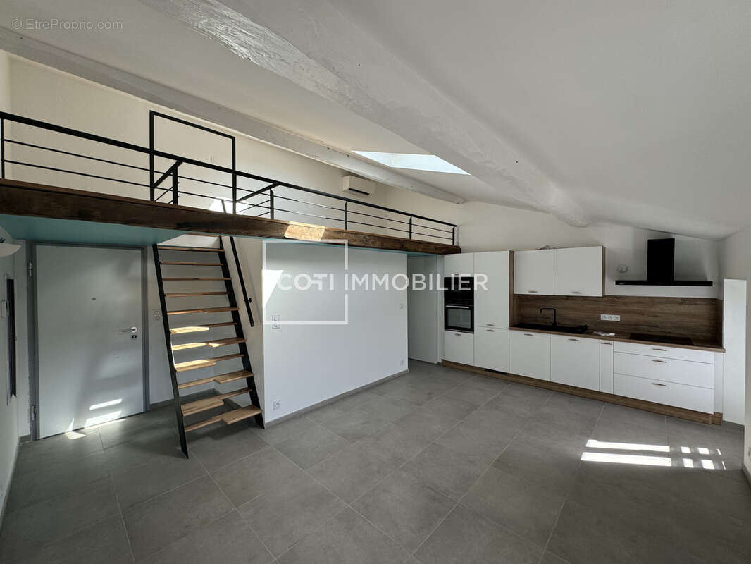 Propriano - 2 pieces - 46.93m2 - photo 2