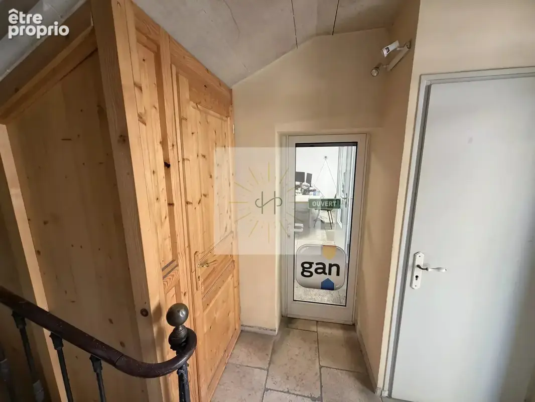 Commerce 70 m² à Grignan  - photo 3