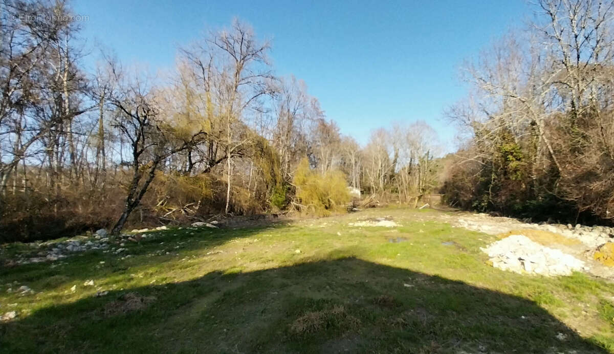 Maison à CHATEAU-L'EVEQUE