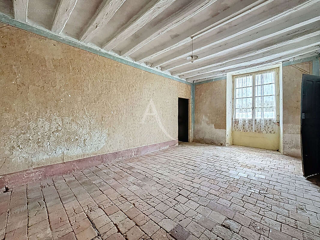 Maison à BLAISON-GOHIER