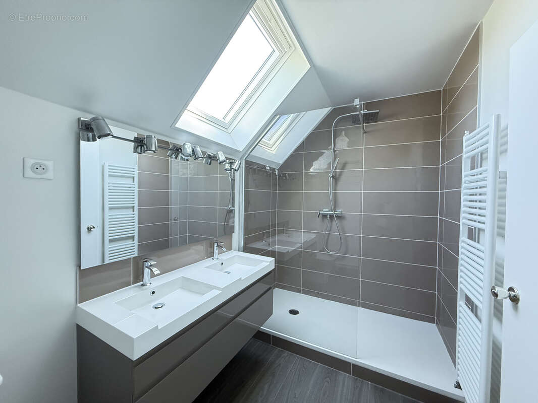 Maison à VERNOUILLET