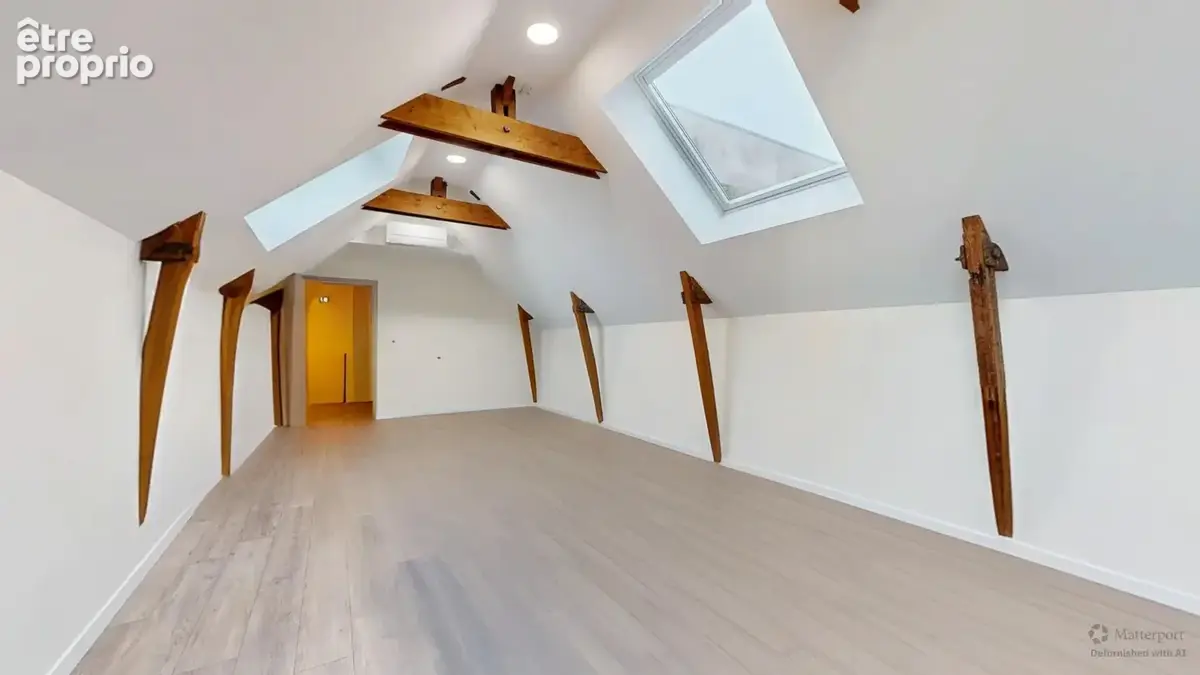 216 m2 en centre-ville d'Avranches Projet habitation ou professionnel - photo 4
